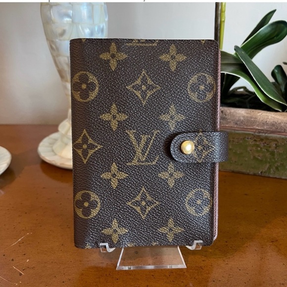LIKE NEW Louis Vuitton Small Monogram Agenda w/ Ruler. - Picture 4 of 5